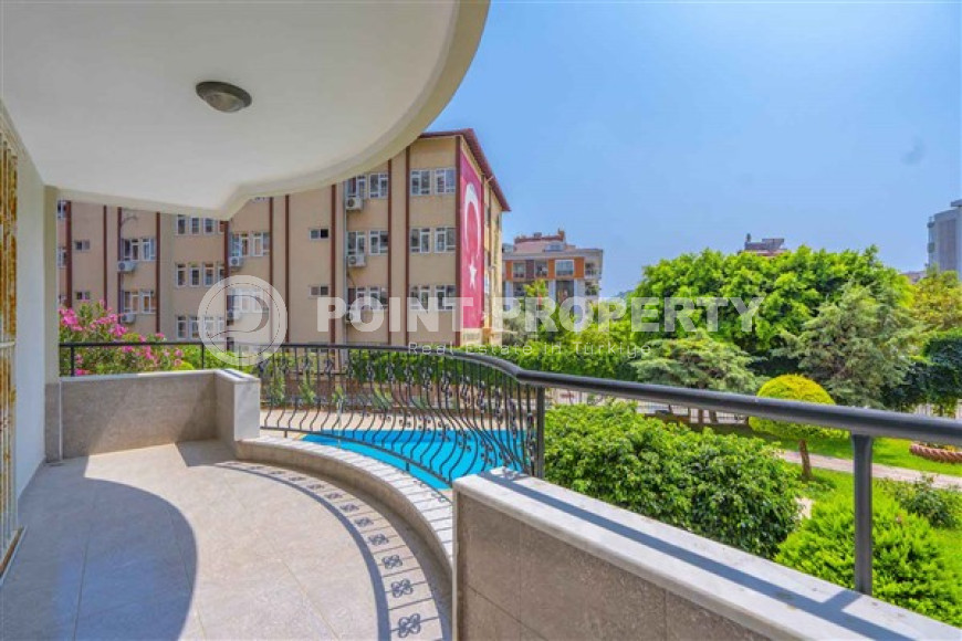 Four-room apartment, 175m², in a complex with a swimming pool in the center of Alanya, 800m from the sea.-id-2195-photo-18