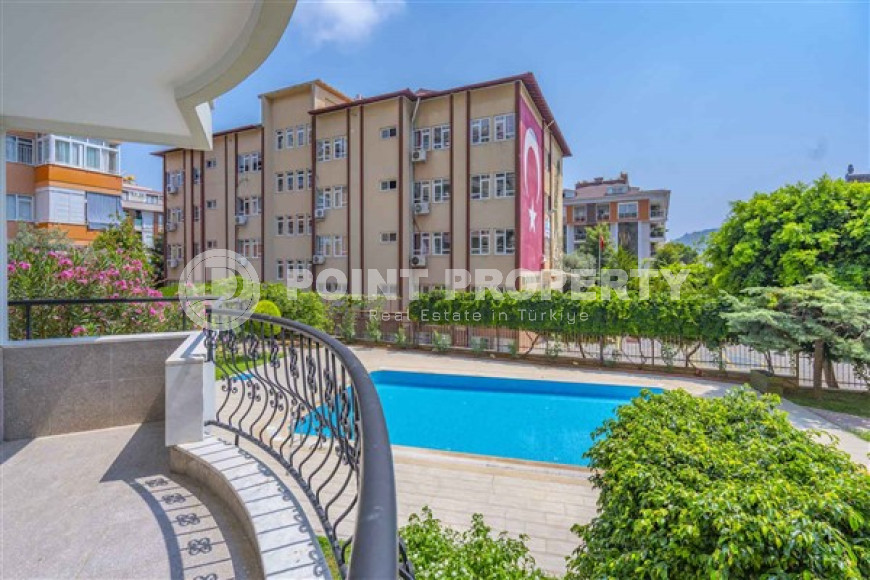 Four-room apartment, 175m², in a complex with a swimming pool in the center of Alanya, 800m from the sea.-id-2195-photo-19