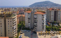 Four-room apartment, 175m², in a complex with a swimming pool in the center of Alanya, 800m from the sea.-id-2195-photo-29