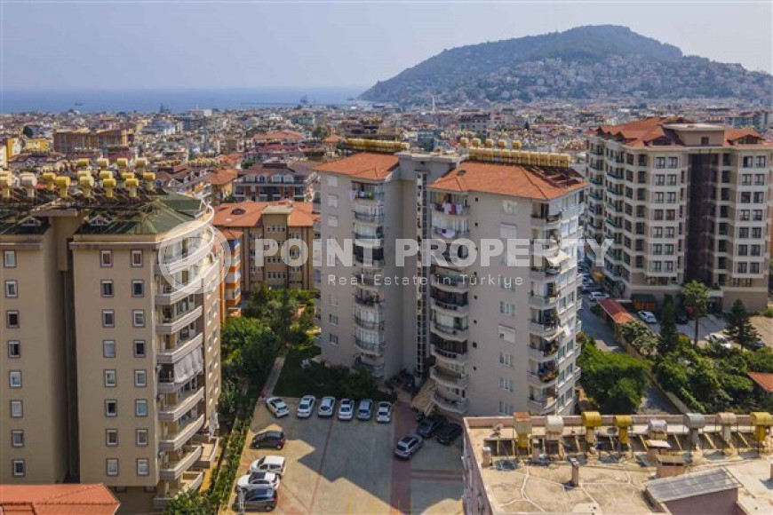 Four-room apartment, 175m², in a complex with a swimming pool in the center of Alanya, 800m from the sea.-id-2195-photo-29