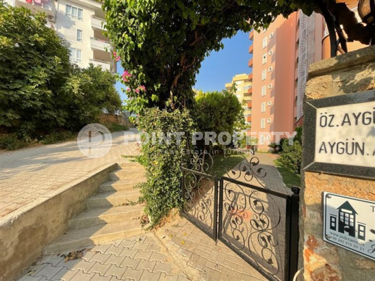 Готовая к проживанию, видовая трехкомнатная квартира, 120м², в 500м от моря в районе Тосмур, Алания-id-2198-фото-3