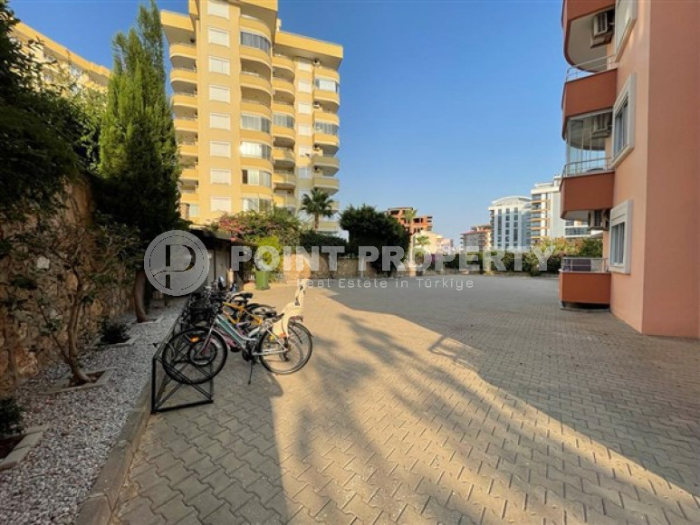 Готовая к проживанию, видовая трехкомнатная квартира, 120м², в 500м от моря в районе Тосмур, Алания-id-2198-фото-6