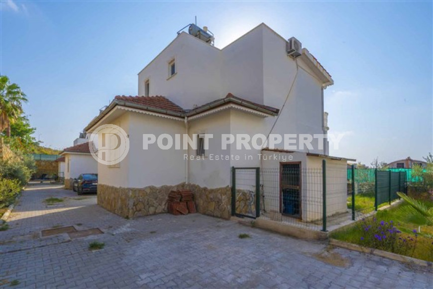 Частная меблированная двухэтажная вилла с тремя спальнями, 120м², в Тюрклере, Алания-id-2199-фото-9