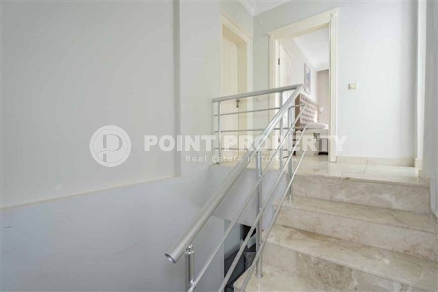 Частная меблированная двухэтажная вилла с тремя спальнями, 120м², в Тюрклере, Алания-id-2199-фото-20