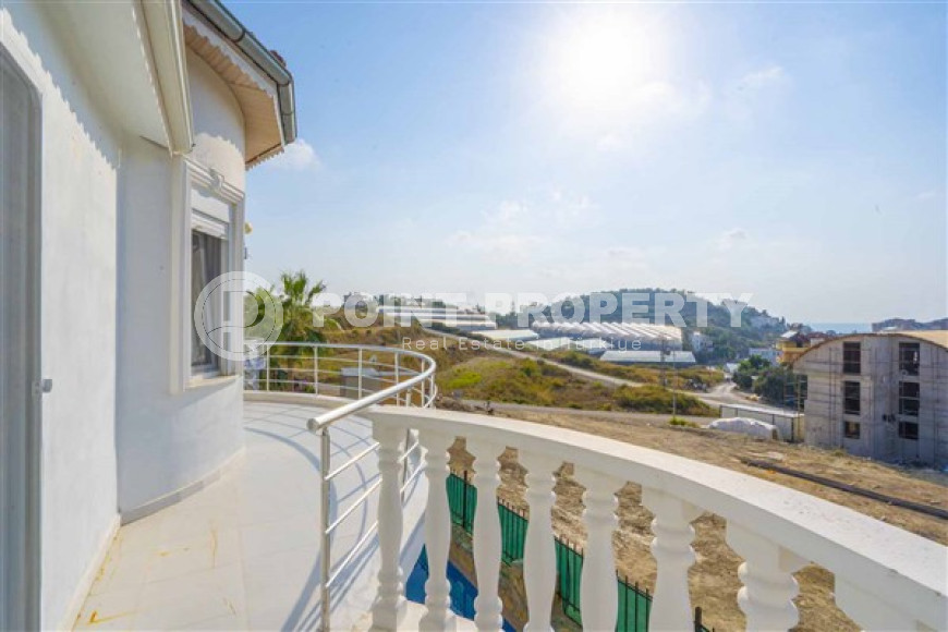 Частная меблированная двухэтажная вилла с тремя спальнями, 120м², в Тюрклере, Алания-id-2199-фото-25