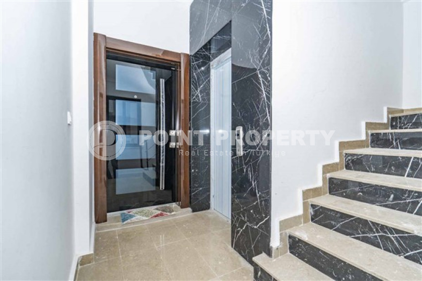 Центр Алании: четырехкомнатная квартира, 165м², в комплексе c автомобильной парковкой, 1650м от моря-id-2200-фото-7