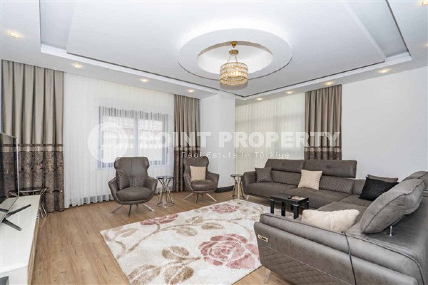 Центр Алании: четырехкомнатная квартира, 165м², в комплексе c автомобильной парковкой, 1650м от моря-id-2200-фото-9