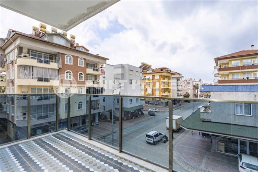 Центр Алании: четырехкомнатная квартира, 165м², в комплексе c автомобильной парковкой, 1650м от моря-id-2200-фото-12