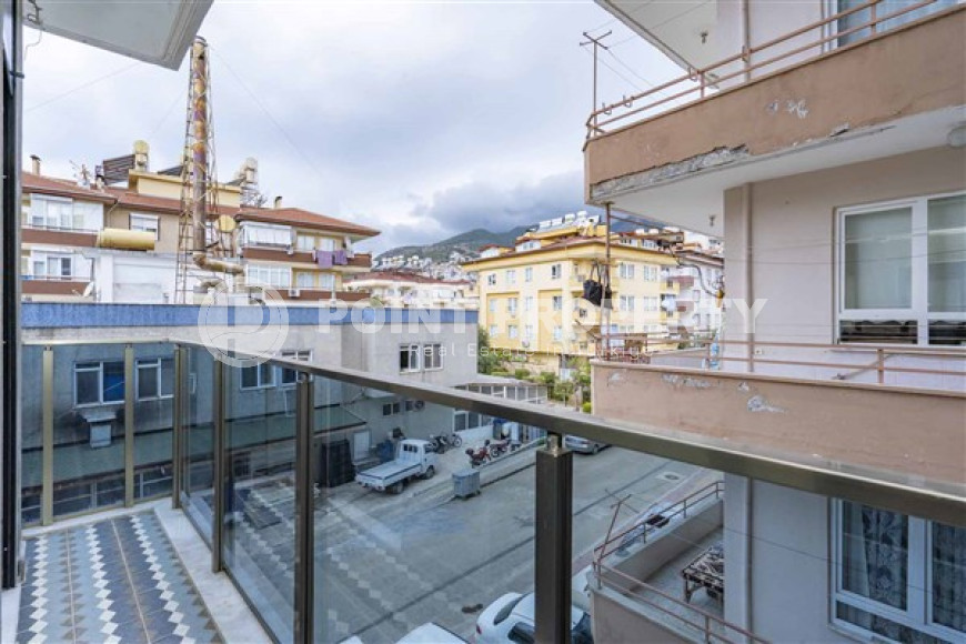 Центр Алании: четырехкомнатная квартира, 165м², в комплексе c автомобильной парковкой, 1650м от моря-id-2200-фото-20