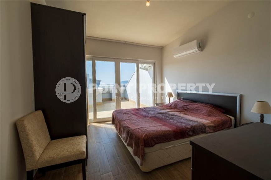 Furnished apartment 3+1 with mountain views in the popular Alanya Oba area, 115 m2-id-2204-photo-5