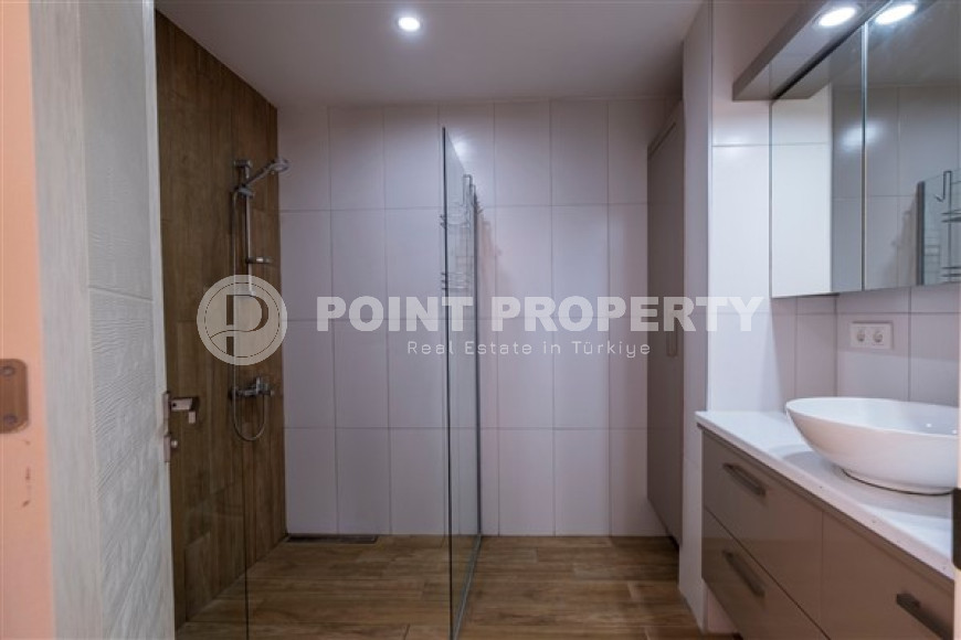 Furnished apartment 3+1 with mountain views in the popular Alanya Oba area, 115 m2-id-2204-photo-22