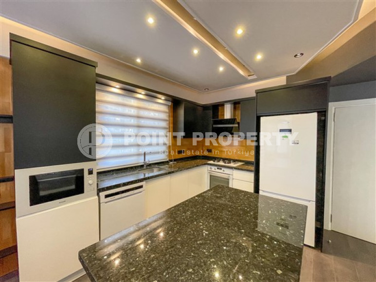 We offer to your attention an apartment in the heart of Alanya!-id-2206-photo-2