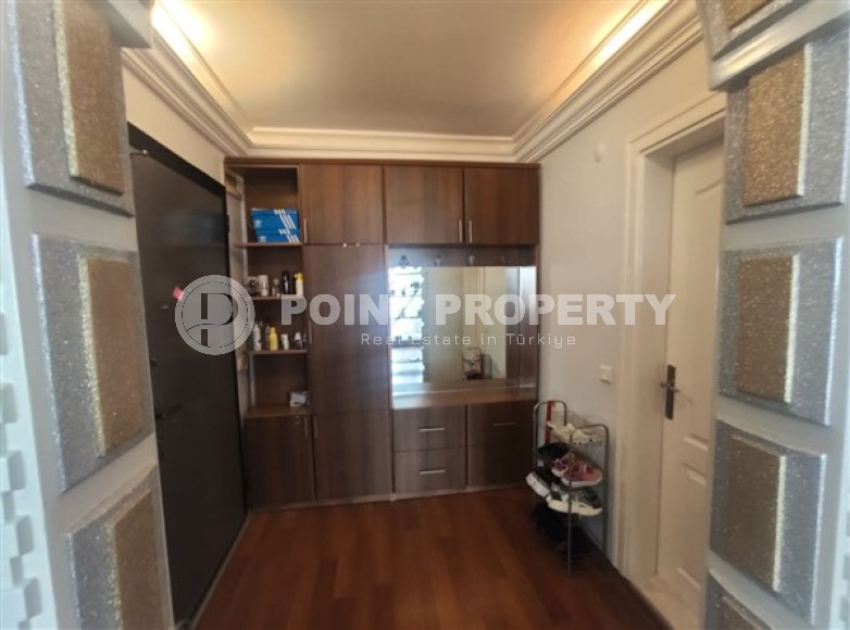 Three bedroom penthouse, 140m², in a residence with a swimming pool in Oba, Alanya, 150m from the sea-id-2210-photo-2