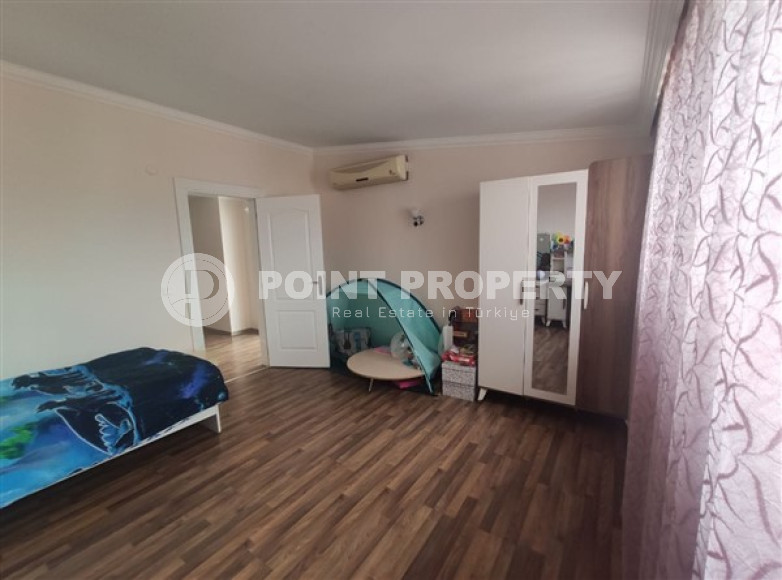 Three bedroom penthouse, 140m², in a residence with a swimming pool in Oba, Alanya, 150m from the sea-id-2210-photo-9