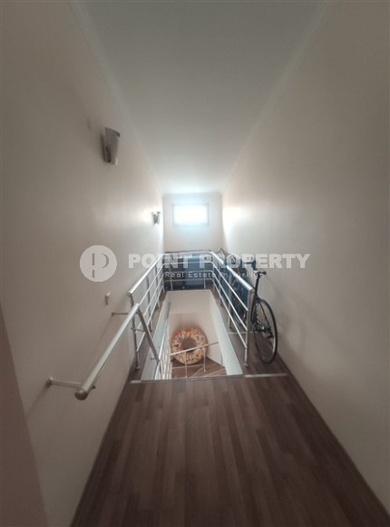 Three bedroom penthouse, 140m², in a residence with a swimming pool in Oba, Alanya, 150m from the sea-id-2210-photo-14