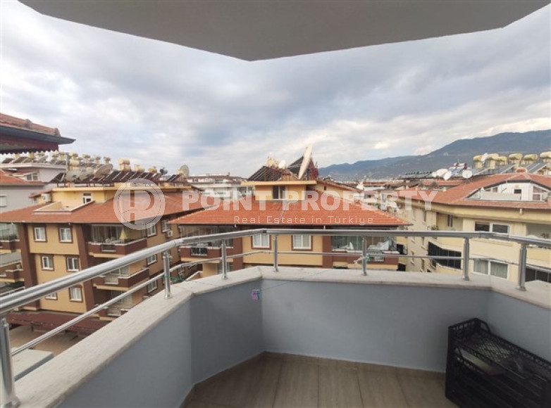 Three bedroom penthouse, 140m², in a residence with a swimming pool in Oba, Alanya, 150m from the sea-id-2210-photo-16