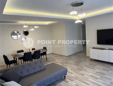 Penthouse 4+1, 210 m², with separate kitchen and mountain views in an elite complex in Oba, Alanya-id-2213-photo-3