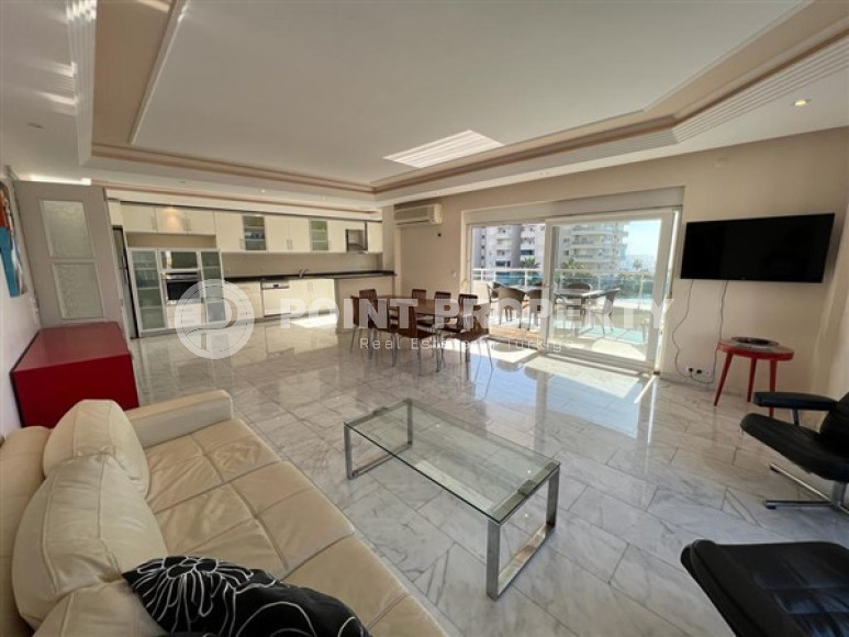 Апартаменты 3+1, 166м², с видом на море и горы на первой береговой линии в Тосмуре, Алания-id-2218-фото-3