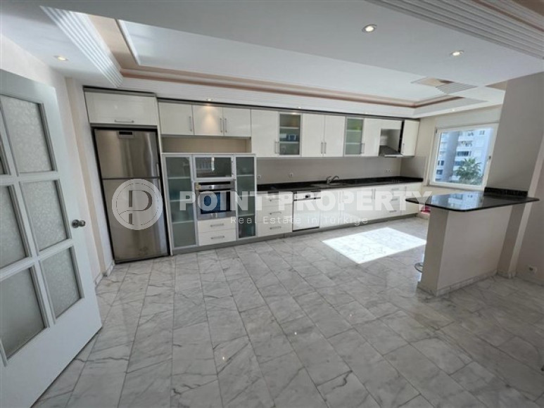 Апартаменты 3+1, 166м², с видом на море и горы на первой береговой линии в Тосмуре, Алания-id-2218-фото-4