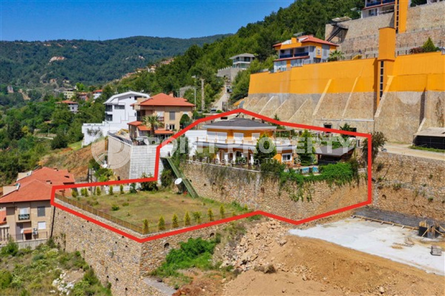 Detached villa 4+1, 300 m² with its own infrastructure in the mountainous region of Alanya Tepe.-id-2220-photo-2