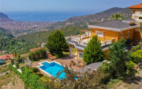 Detached villa 4+1, 300 m² with its own infrastructure in the mountainous region of Alanya Tepe.-id-2220-photo-8