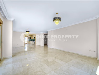 Просторная квартира с тремя спальнями, 230м², в комплексе с бассейном у моря в Кестеле, Алания-id-2224-фото-3