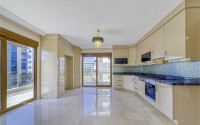 Просторная квартира с тремя спальнями, 230м², в комплексе с бассейном у моря в Кестеле, Алания-id-2224-фото-5