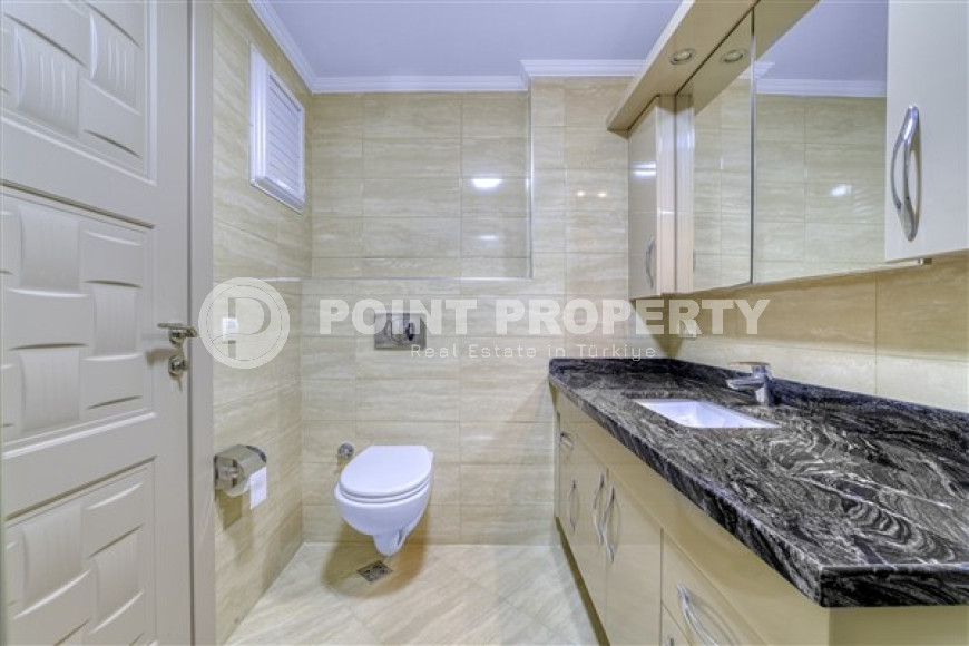 Просторная квартира с тремя спальнями, 230м², в комплексе с бассейном у моря в Кестеле, Алания-id-2224-фото-10