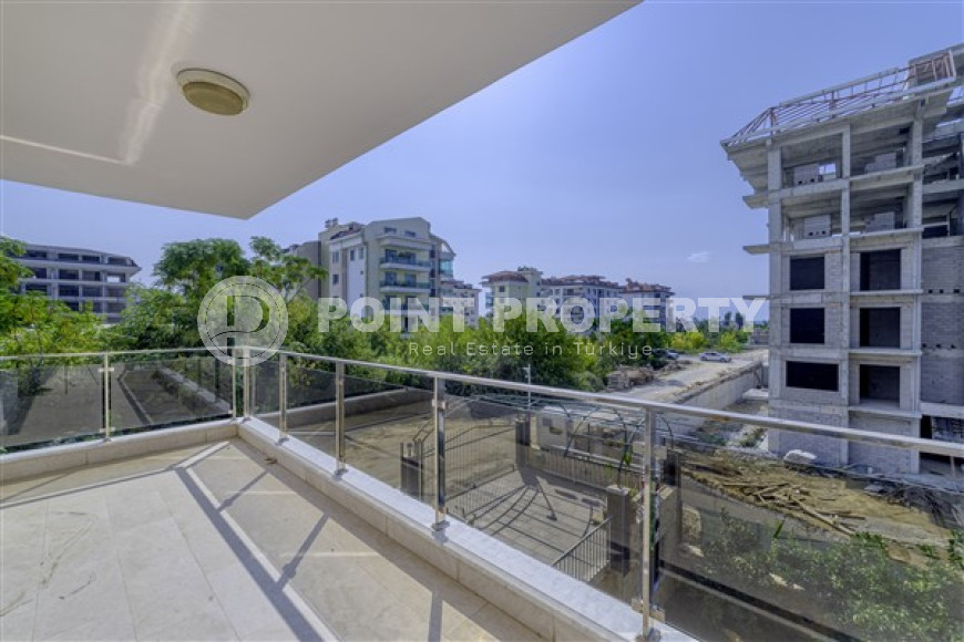 Просторная квартира с тремя спальнями, 230м², в комплексе с бассейном у моря в Кестеле, Алания-id-2224-фото-20