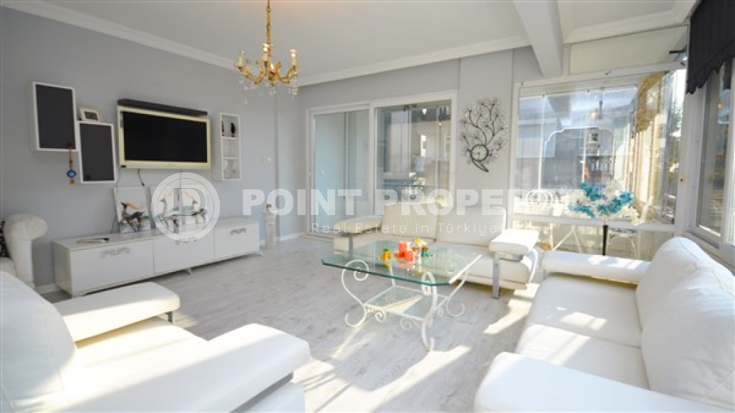 Stylish three-room apartment, 90m², overlooking Cleopatra Beach in the center of Alanya at a great price-id-2225-photo-8
