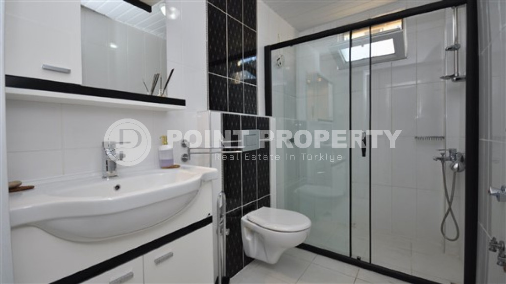 Stylish three-room apartment, 90m², overlooking Cleopatra Beach in the center of Alanya at a great price-id-2225-photo-18