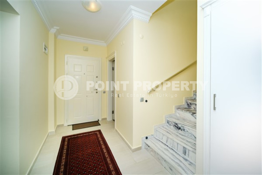 Меблированный пентхаус 3+1, 180м², с потрясающими видами в таунхаусе в районе Алании Тепе-id-2226-фото-4