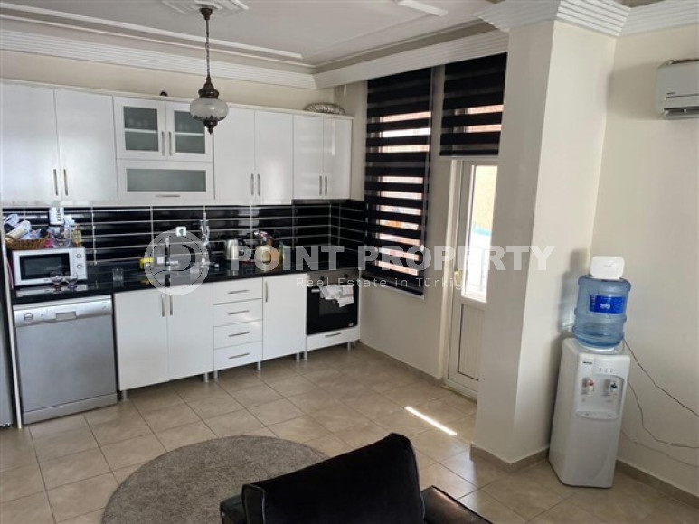 Ready to move in, three bedroom apartment, 125m², close to the sea in the center of Alanya at a great price-id-2227-photo-3