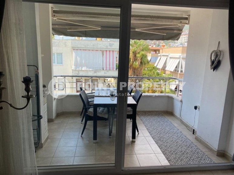 Ready to move in, three bedroom apartment, 125m², close to the sea in the center of Alanya at a great price-id-2227-photo-4