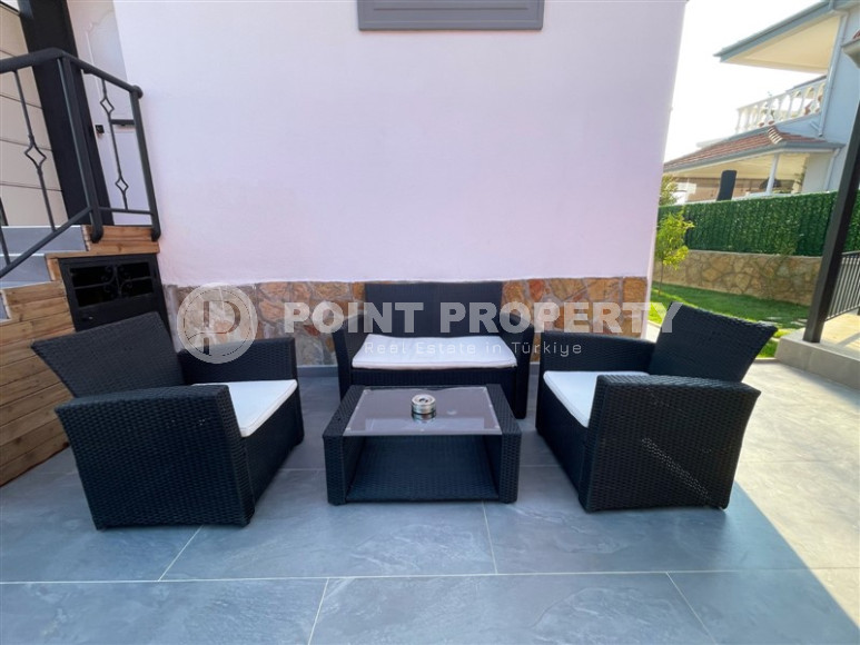 Частная меблированная вилла с тремя спальнями, с собственным бассейном в районе Алании Оба.-id-1184-фото-8