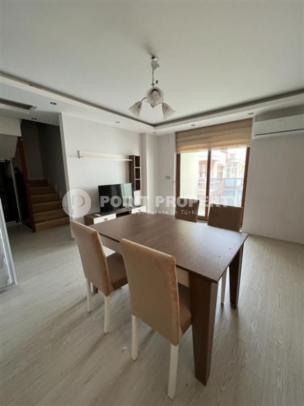 Furnished duplex 2+1, 105m² in a modern urban house in the very center of Alanya-id-2230-photo-5
