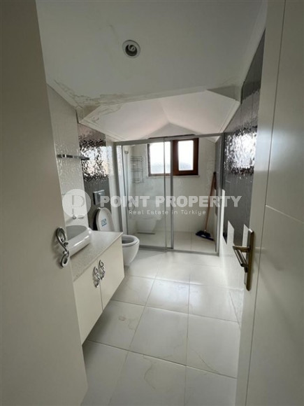 Furnished duplex 2+1, 105m² in a modern urban house in the very center of Alanya-id-2230-photo-14
