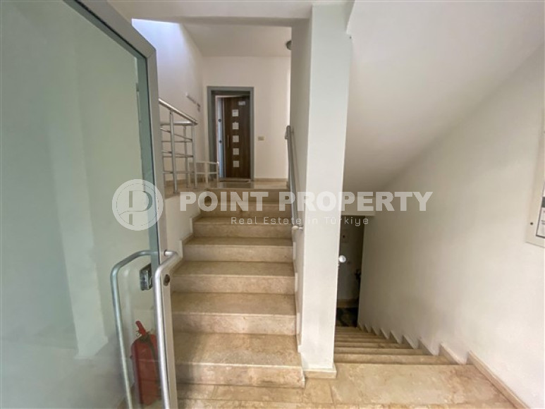 Элегантная двухуровневая квартира, 110м² в уютной резиденции в районе Алании Конаклы, в 300м от моря-id-2232-фото-11