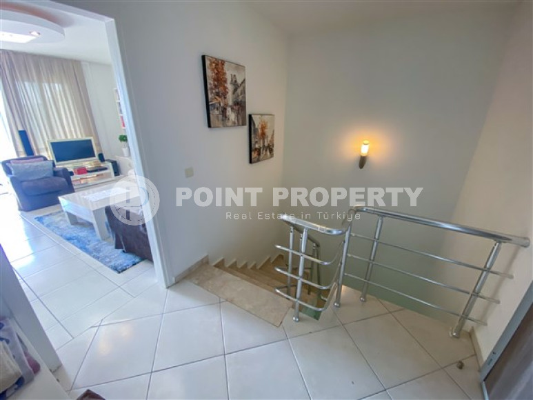 Элегантная двухуровневая квартира, 110м² в уютной резиденции в районе Алании Конаклы, в 300м от моря-id-2232-фото-27