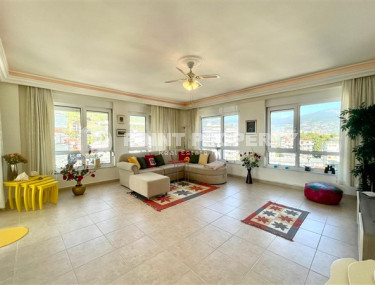 Ready to move in, 2+1 apartment, 130m², in a cozy complex in Cikcilli, Alanya-id-2233-photo-2