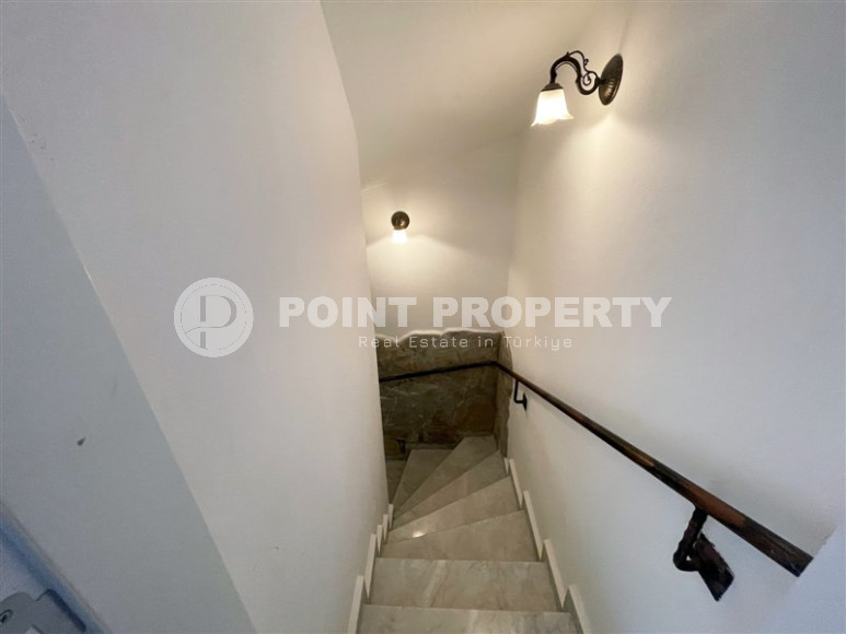 Частная меблированная вилла с тремя спальнями, с собственным бассейном в районе Алании Оба.-id-1184-фото-21