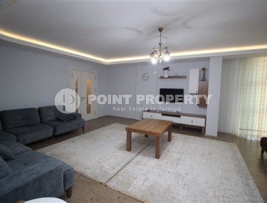 Large duplex 4+1, 280m², with separate kitchen, overlooking the mountains and Alanya Castle in Cikcilli-id-2234-photo-5