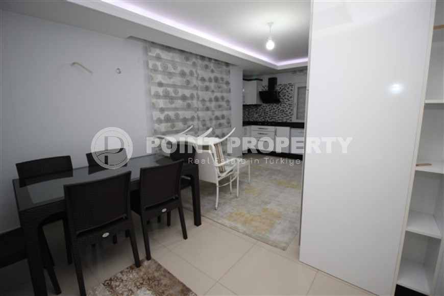 Large duplex 4+1, 280m², with separate kitchen, overlooking the mountains and Alanya Castle in Cikcilli-id-2234-photo-8