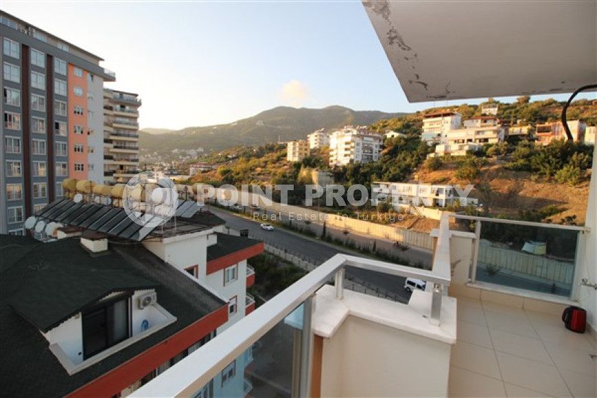 Large duplex 4+1, 280m², with separate kitchen, overlooking the mountains and Alanya Castle in Cikcilli-id-2234-photo-17