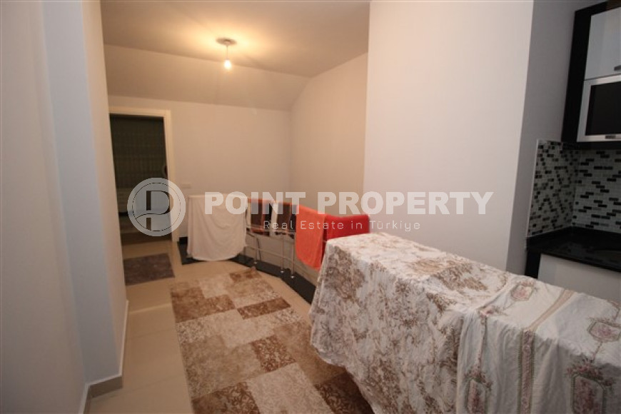 Large duplex 4+1, 280m², with separate kitchen, overlooking the mountains and Alanya Castle in Cikcilli-id-2234-photo-20