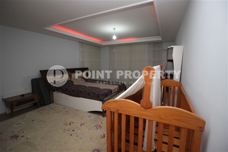 Large duplex 4+1, 280m², with separate kitchen, overlooking the mountains and Alanya Castle in Cikcilli-id-2234-photo-30