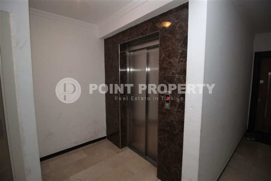 Large duplex 4+1, 280m², with separate kitchen, overlooking the mountains and Alanya Castle in Cikcilli-id-2234-photo-36