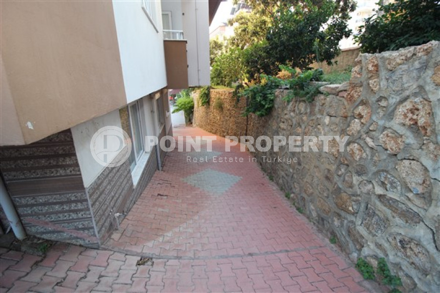 Large duplex 4+1, 280m², with separate kitchen, overlooking the mountains and Alanya Castle in Cikcilli-id-2234-photo-41