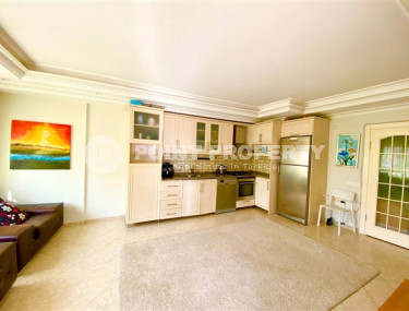 Resale property in the Oba area: spacious, furnished apartment 2+1, 85 m², 150 m from the sea-id-2244-photo-3