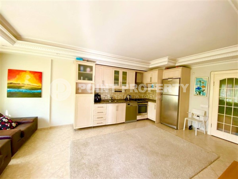 Resale property in the Oba area: spacious, furnished apartment 2+1, 85 m², 150 m from the sea-id-2244-photo-3